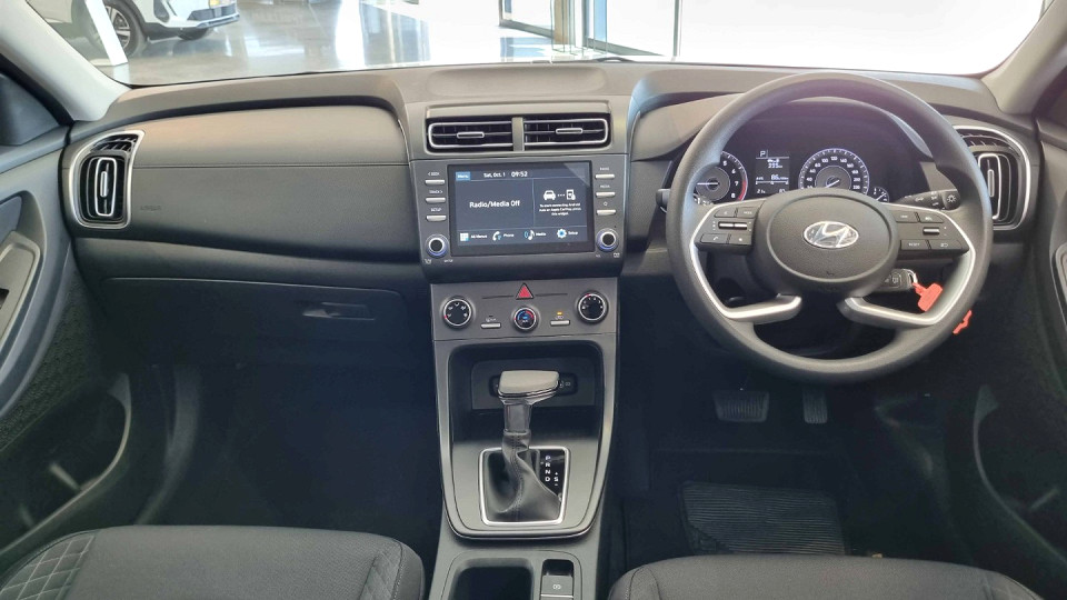 HYUNDAI CRETA 1.5 PREMIUM IVT, image 2