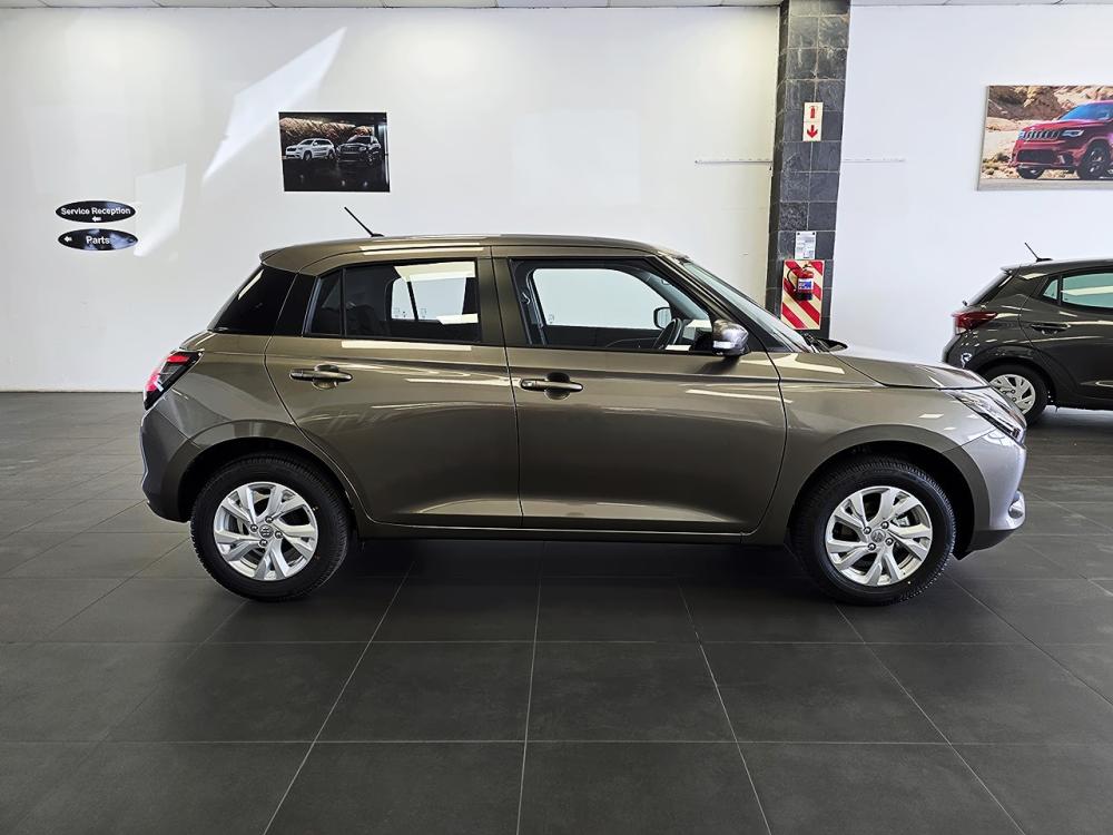 Suzuki Swift 1.2 GL+ CVT, image 2