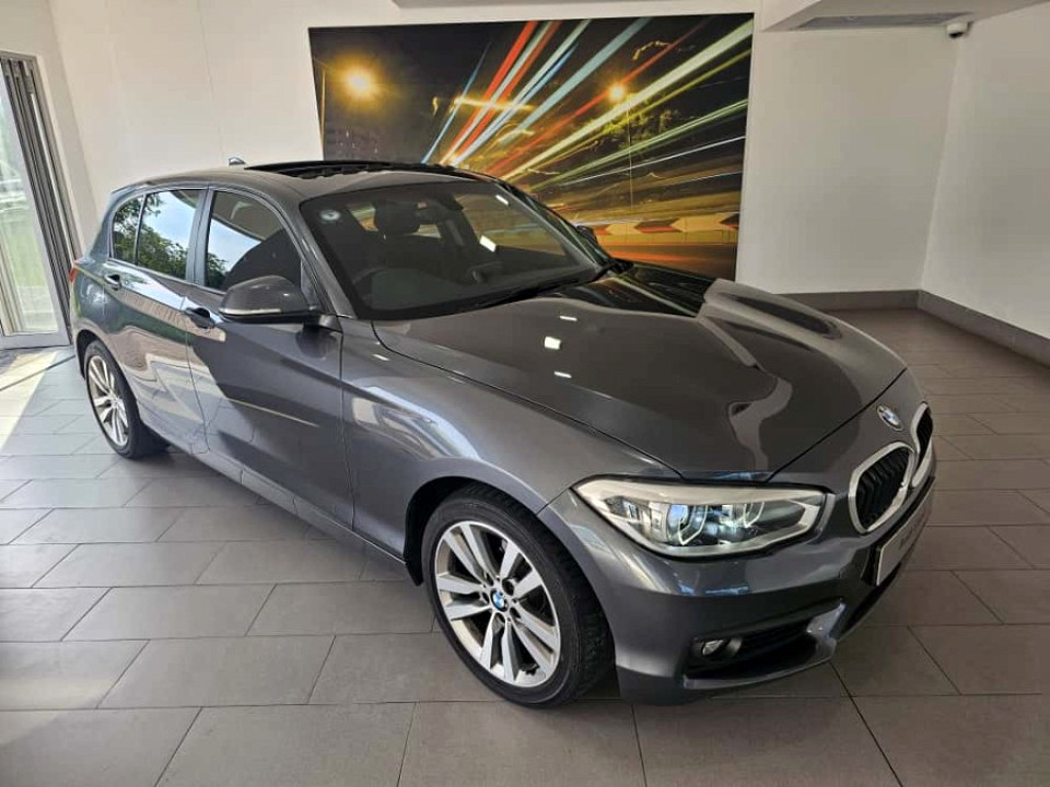 BMW 120i SPORT LINE 5DR (F20), image 1