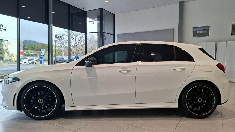 MERCEDES-BENZ A 200 A/T, image 2