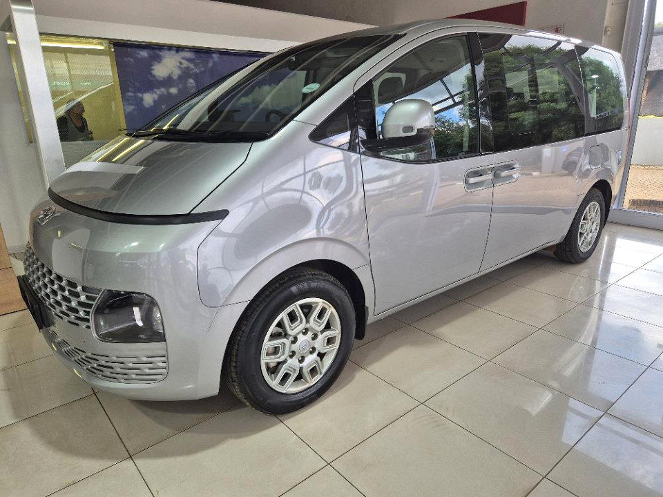 HYUNDAI STARIA 2.2D EXECUTIVE A/T , image 2