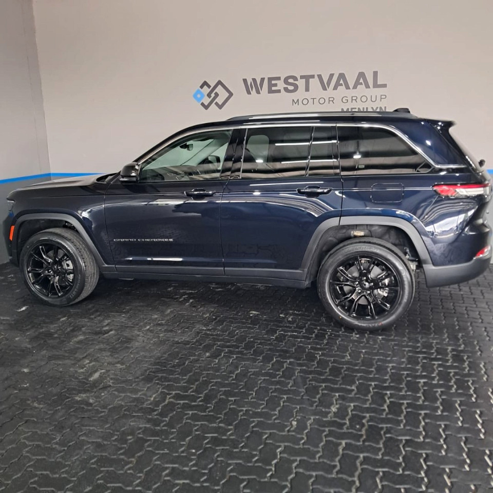 JEEP GRAND CHEROKEE L 3.6L LIMITED, image 2