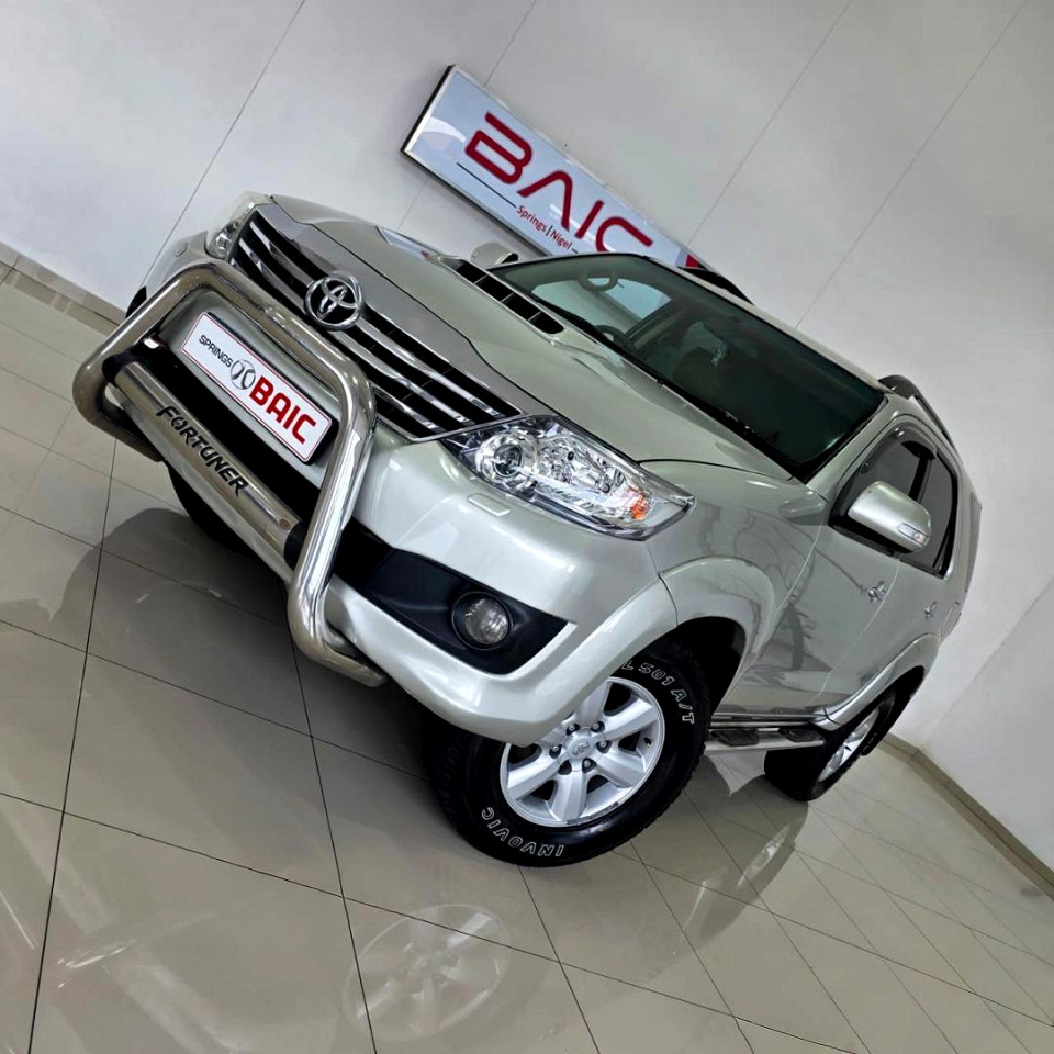 TOYOTA FORTUNER 3.0D-4D HERITAGE R/B, image 2