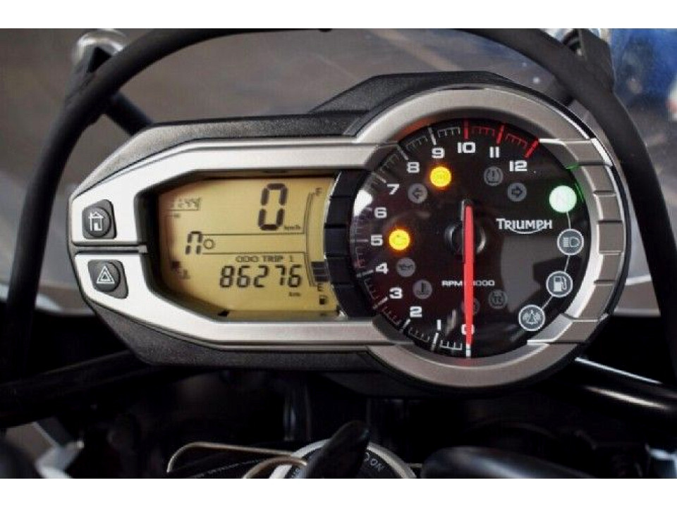 TRIUMPH TIGER 1200 EXPLORER, image 2