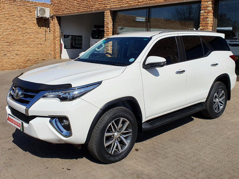 TOYOTA FORTUNER 2.8GD-6 4X4 A/T, image 1