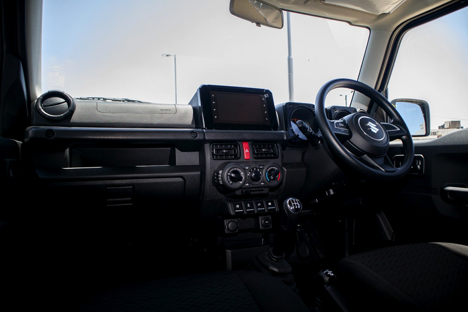 SUZUKI JIMNY 1.5 GLX A/T 5DR, image 2