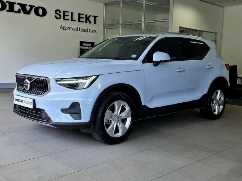 VOLVO XC40 B3 ESSENTIAL GEARTRONIC (MILD HYBRID), image 1