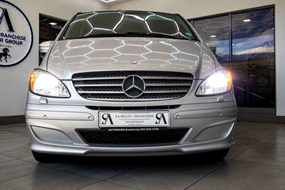 MERCEDES-BENZ VIANO 3.0 CDI V6 AMBIENTE, image 2