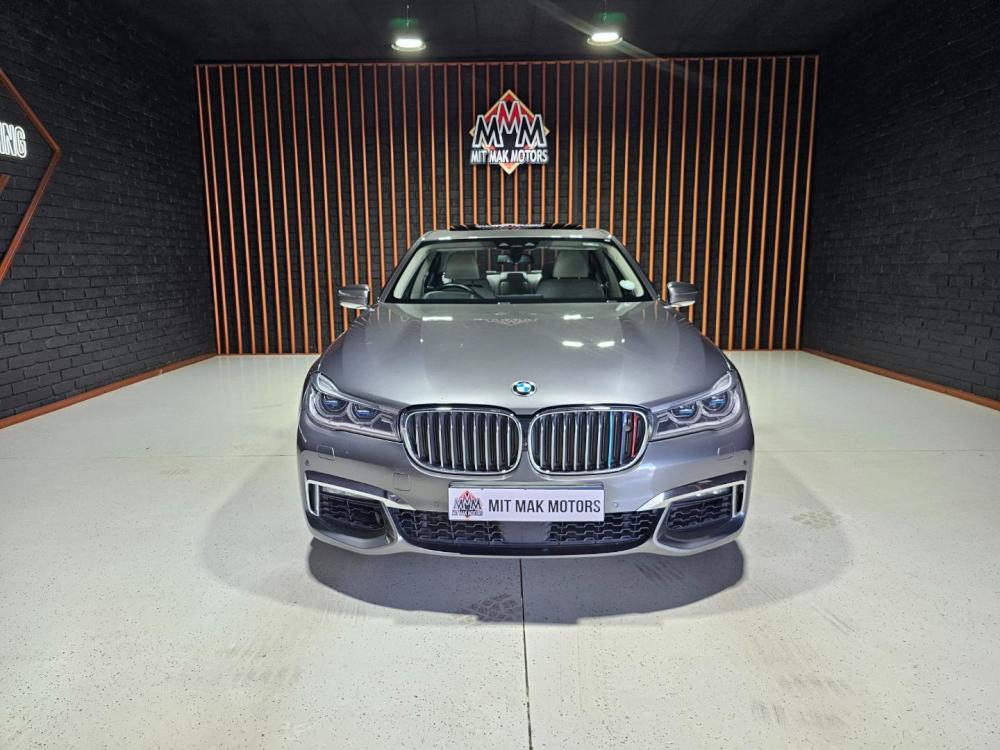 BMW 750i M Sport, image 2