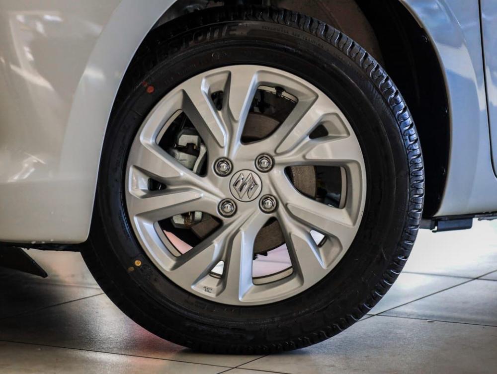 Suzuki Swift 1.2 GL+ MT, image 2