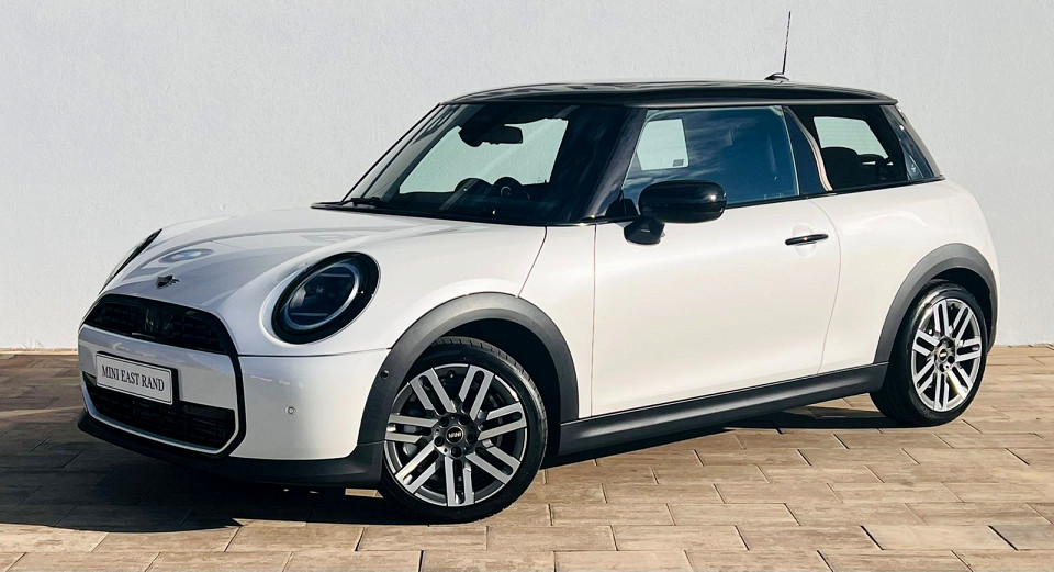 MINI COOPER A/T (F66), image 1