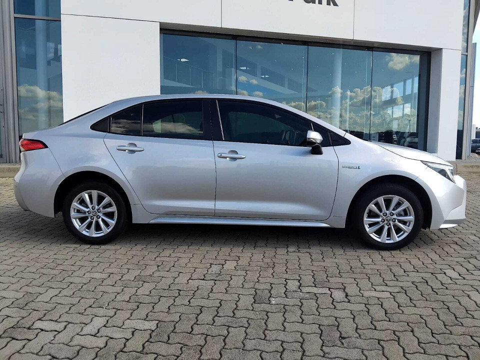 TOYOTA COROLLA 1.8 XR HYBRID CVT, image 2