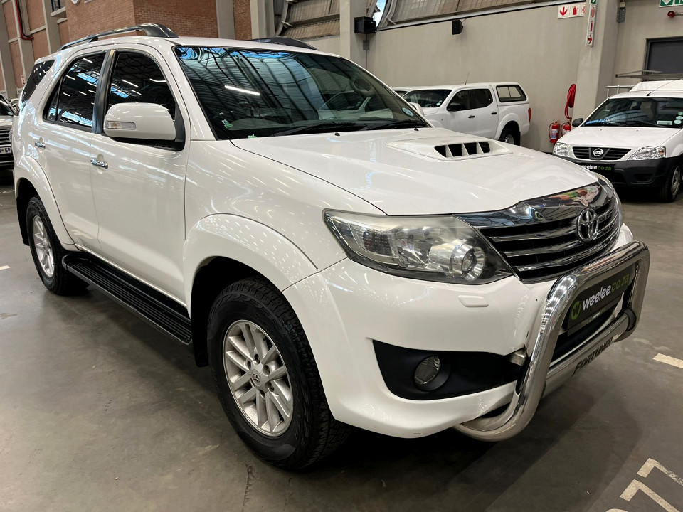 TOYOTA FORTUNER 3.0D-4D R/B , image 1
