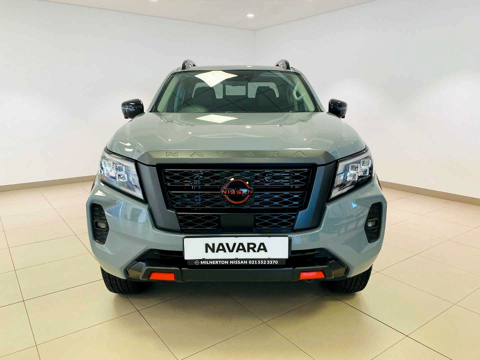 NISSAN NAVARA 2.5DDTi PRO-4X 4X4 A/T D/C P/U, image 2