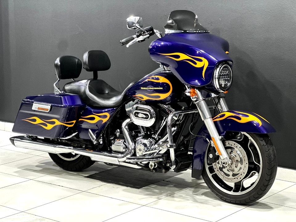 HARLEY-DAVIDSON STREET GLIDE, image 2