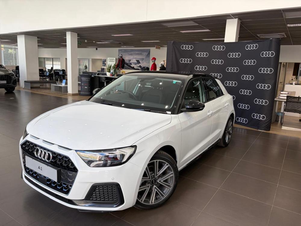AUDI A1 SPORTBACK 30 TFSI ADVANCED S-TRONIC, image 1
