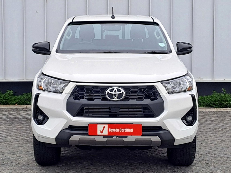Toyota Hilux Double Cab  2.4GD6 4X4 Raider MT, image 2