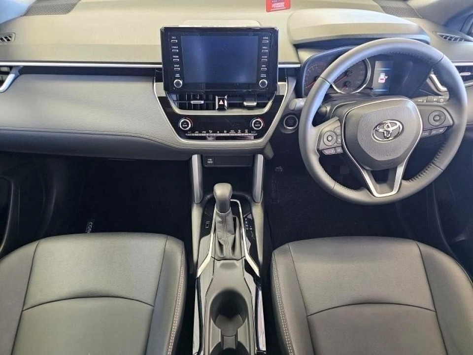 TOYOTA COROLLA CROSS 1.8 XS, image 2