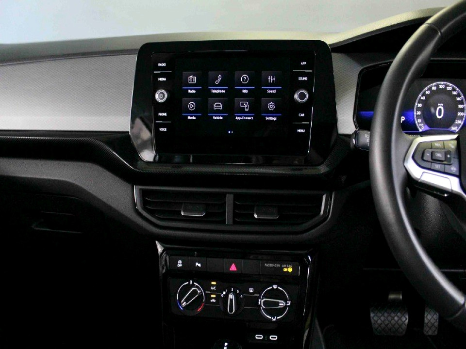 VOLKSWAGEN T-CROSS 1.0 TSI LIFE DSG, image 2