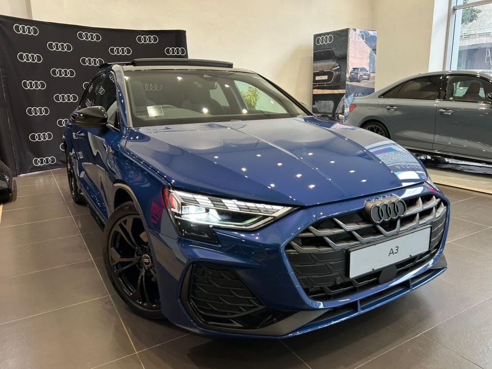 Audi A3 Sportback Black Edition 35 TFSI tiptronic, image 2