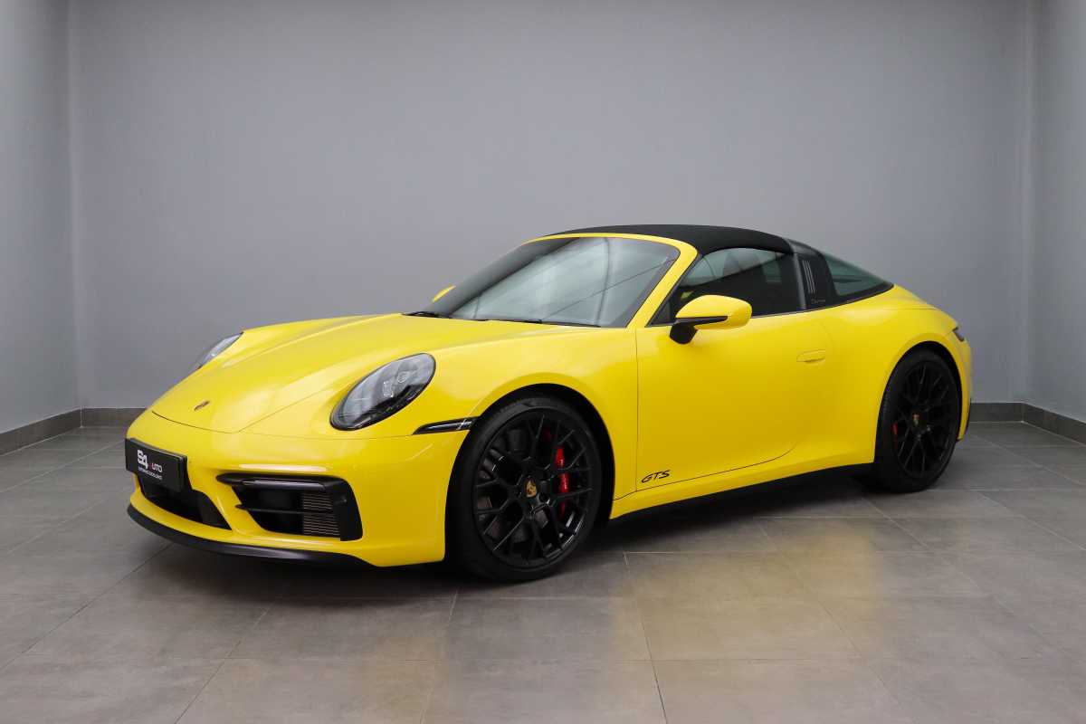 PORSCHE 911 TARGA 4 GTS