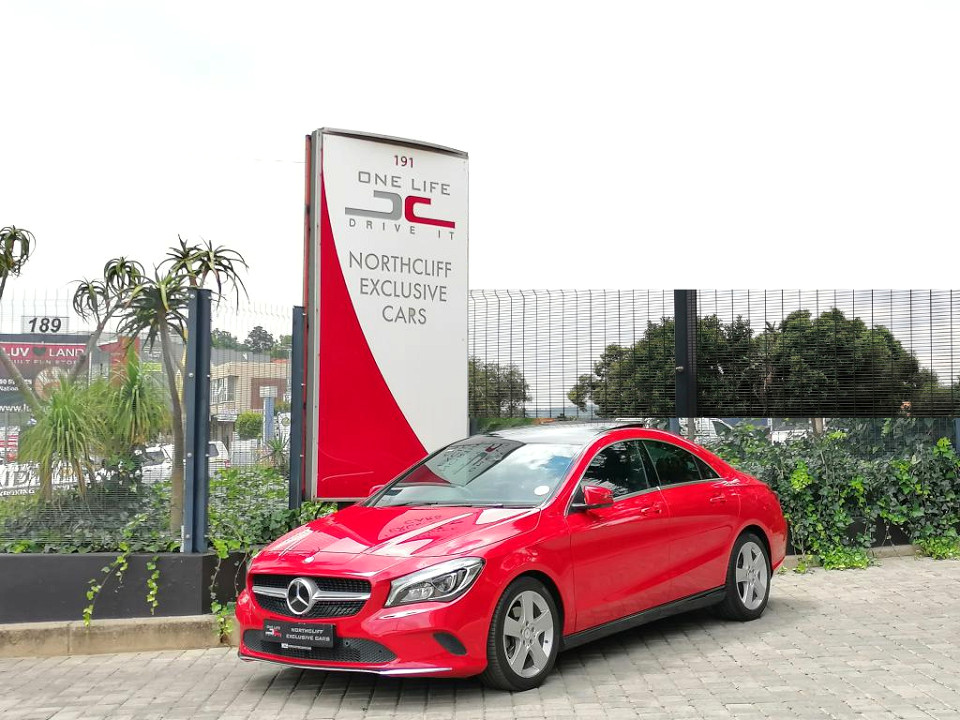 Mercedes-Benz CLA220d, image 1