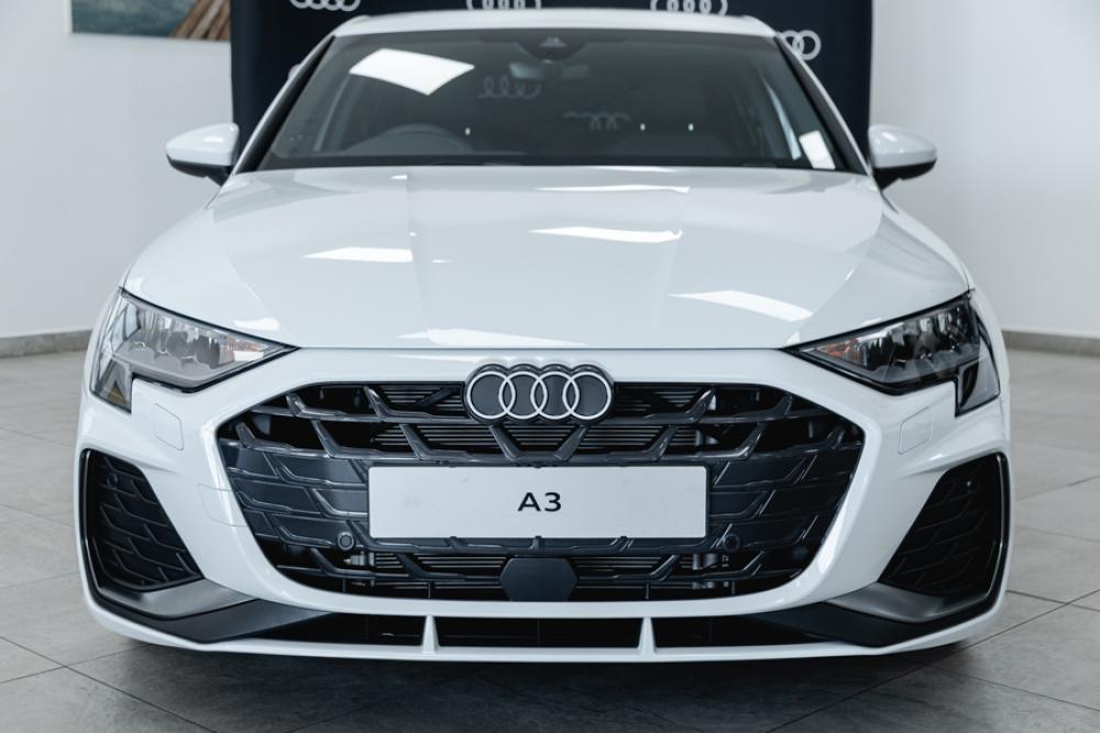 Audi A3 Sportback S line 35 TFSI tiptronic, image 2