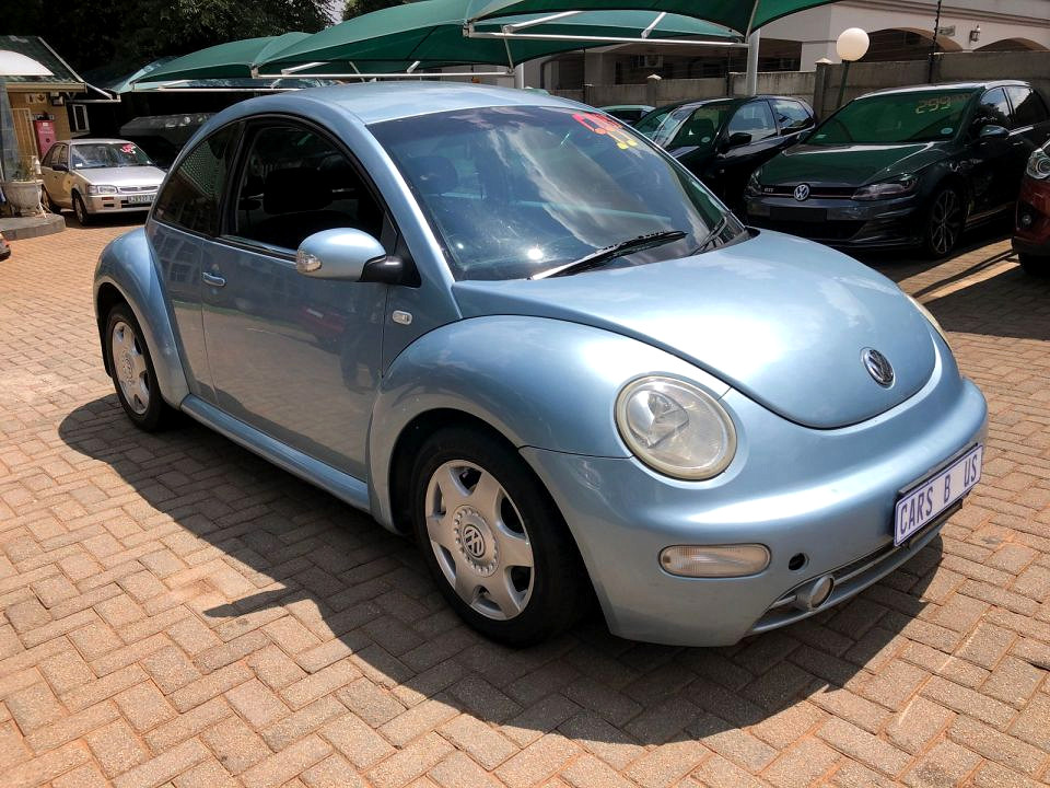 VOLKSWAGEN BEETLE 2.0 Highline, image 2