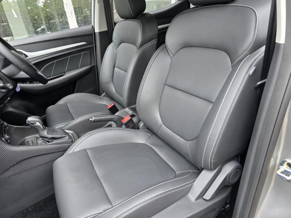 MG ZS 1.5L 4AT Luxury, image 2