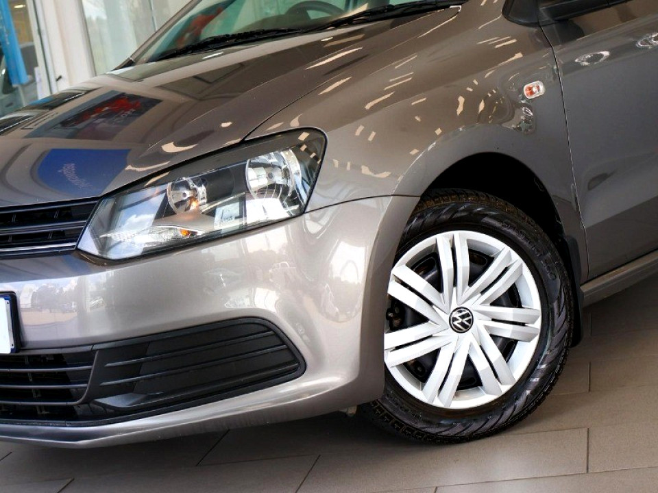 VOLKSWAGEN POLO VIVO 1.4 TRENDLINE (5DR), image 2