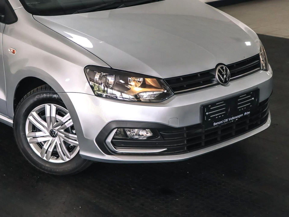VOLKSWAGEN POLO VIVO 1.4 (5DR), image 2