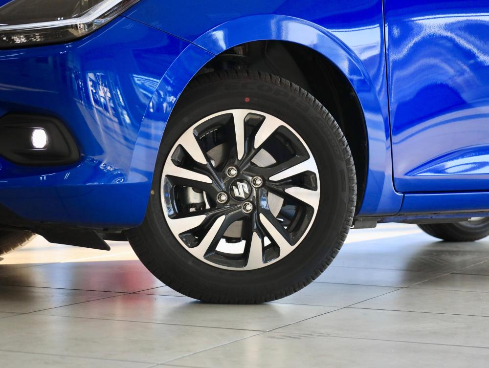 SUZUKI SWIFT 1.2 GLX CVT, image 2