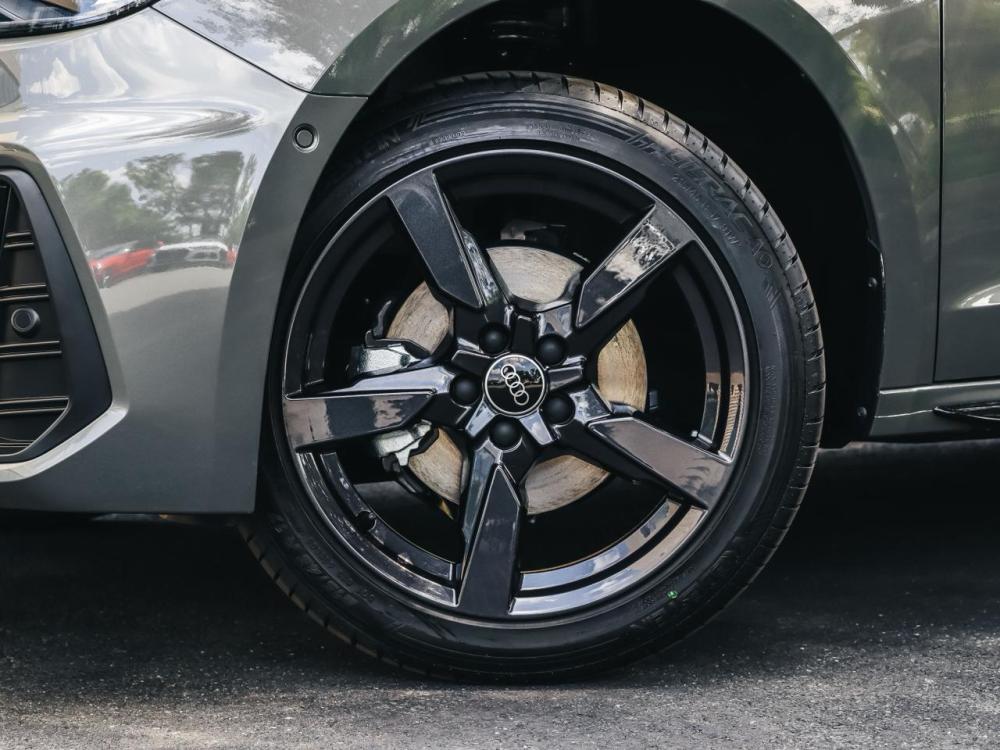 AUDI A1 SPORTBACK 30 TFSI BLACK EDITION S-TRONIC, image 2