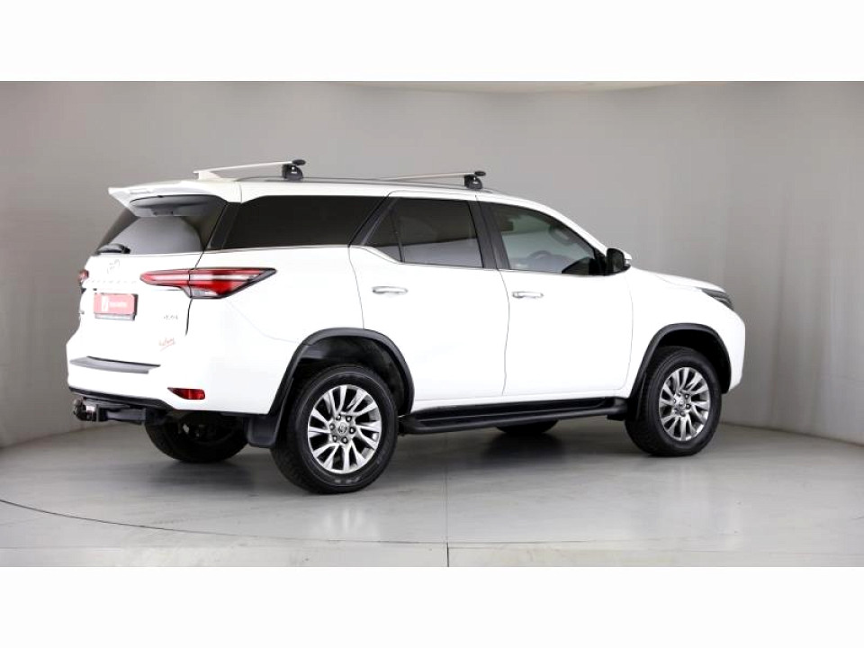 TOYOTA FORTUNER 2.8 GD-6 4X4 VX A/T, image 2
