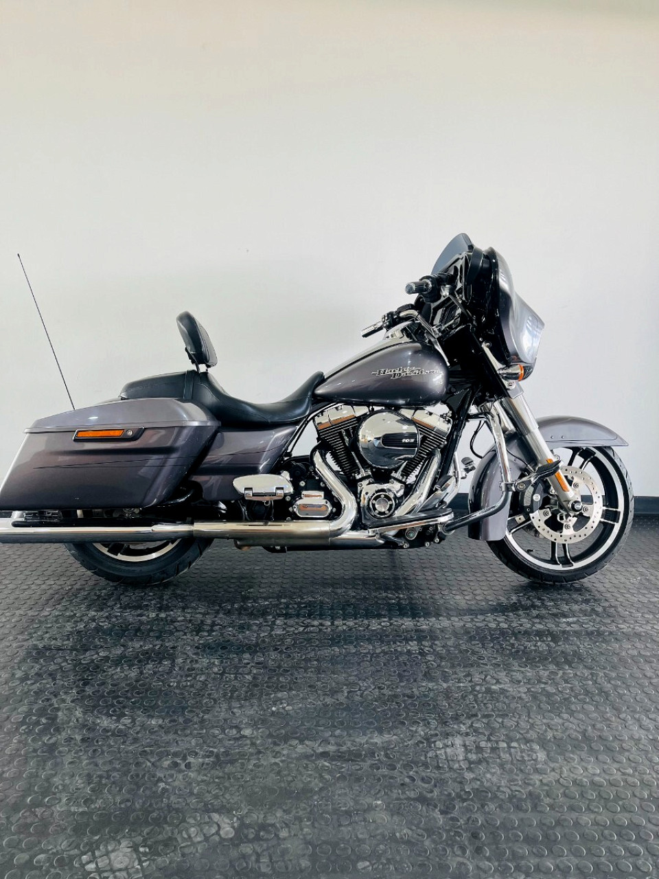 HARLEY DAVIDSON STREET GLIDE SPECIAL, image 1