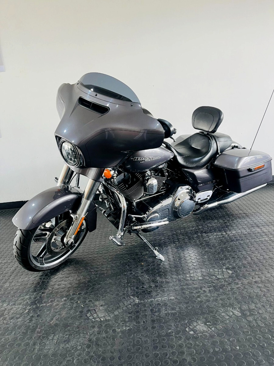 HARLEY DAVIDSON STREET GLIDE SPECIAL, image 2