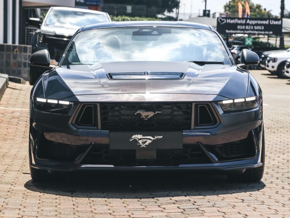 Ford Mustang 5.0 Dark Horse A/T, image 2