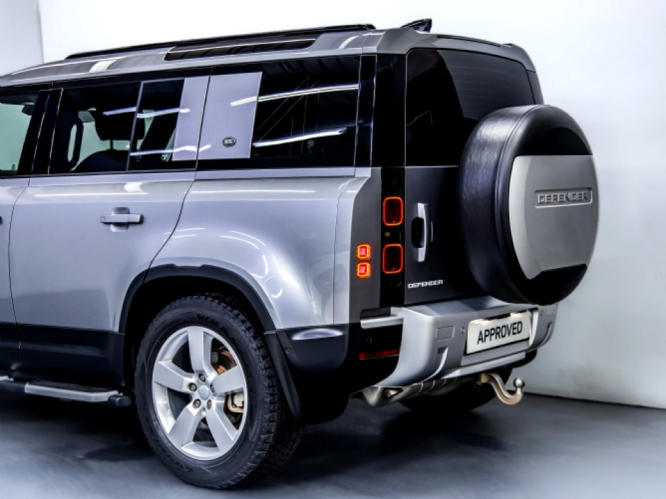 LAND ROVER DEFENDER 110 D250 SE, image 2
