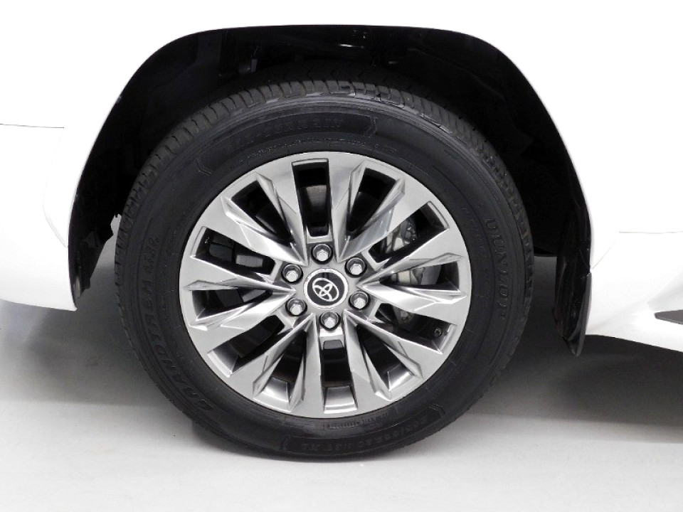 TOYOTA LANDCRUISER 300 V6 3.3D ZX, image 2