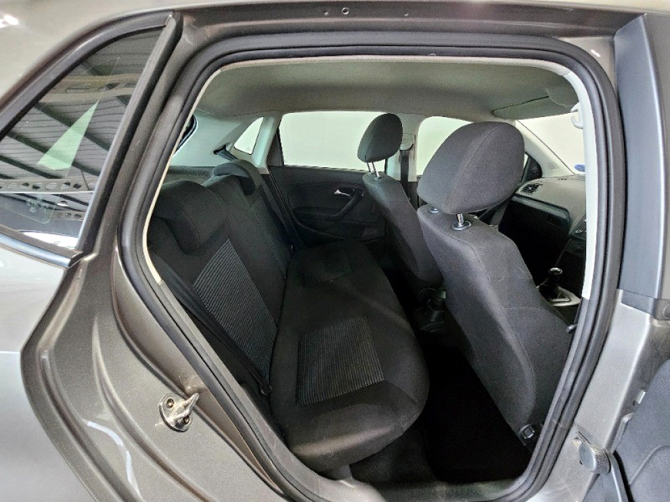VOLKSWAGEN POLO VIVO 1.4 COMFORTLINE (5DR), image 2