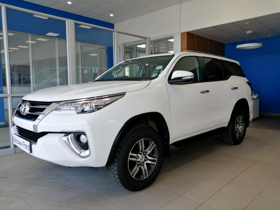 Toyota Fortuner 2.4GD-6 R/B A/T, image 1