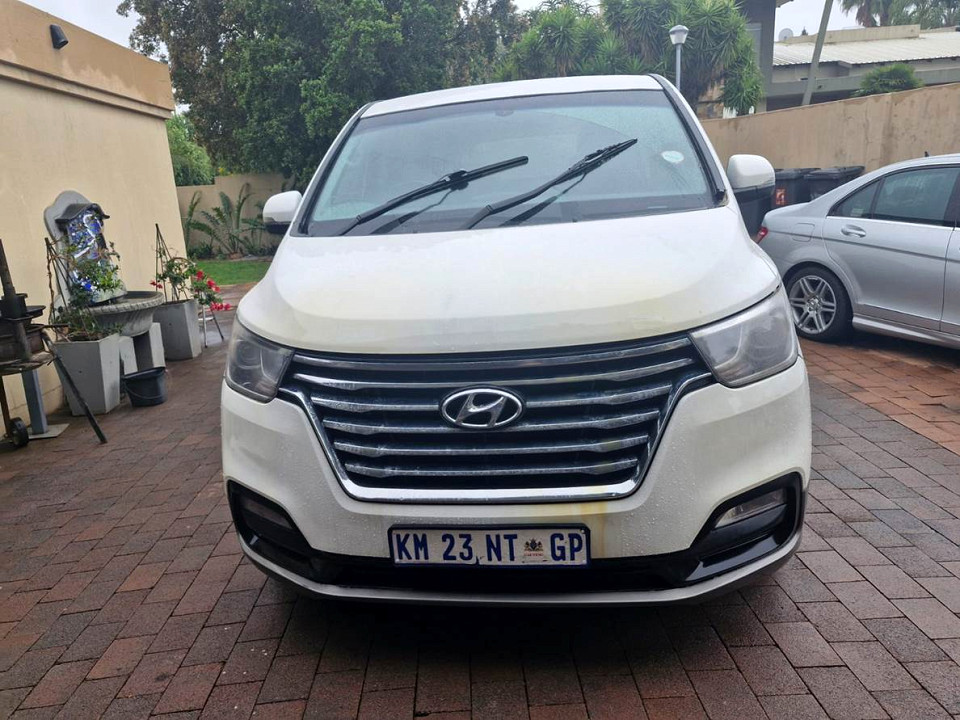 HYUNDAI H1 2.5 CRDi ELITE A/T (12 SEAT), image 1