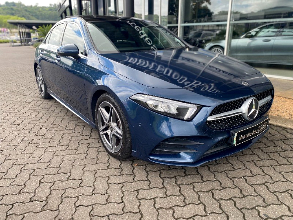 MERCEDES-BENZ A200 (4DR), image 1