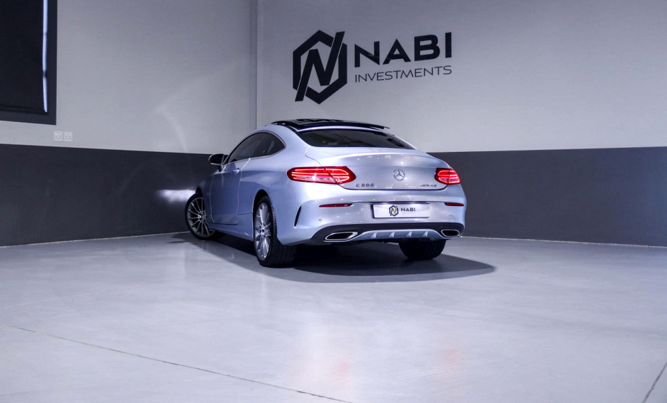 Mercedes-Benz C200 coupe AMG Line auto, image 2