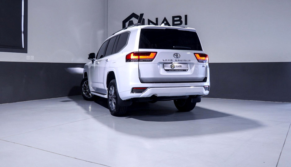 TOYOTA LANDCRUISER 300 V6 3.3D ZX, image 2