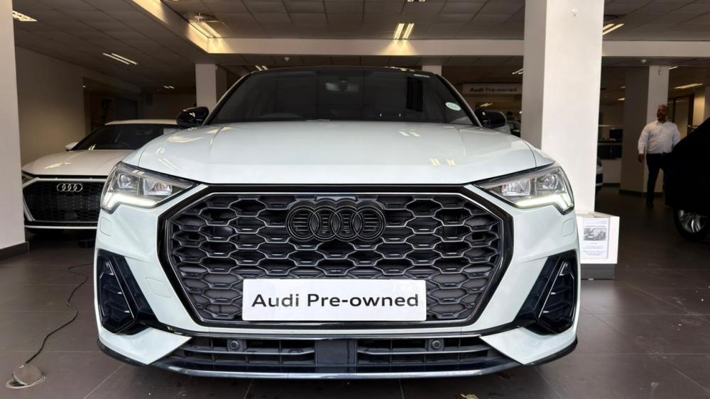 Audi Q3 Sportback Black Edition 35 TDI S tronic, image 2