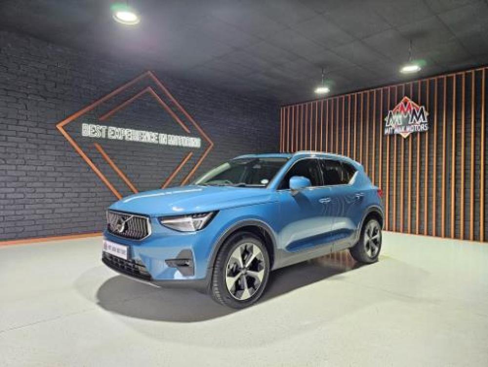 VOLVO XC40 B3 PLUS BRIGHT GEARTRONIC (MILD HYBRID), image 1