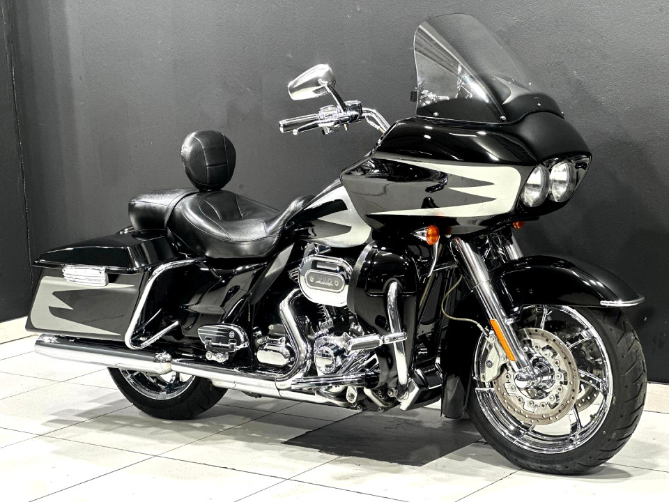 HARLEY-DAVIDSON CVO Ultra Limited, image 1