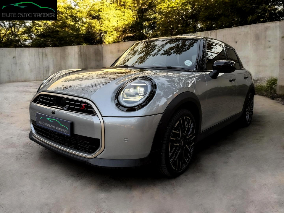 MINI COOPER S A/T (F65), image 1