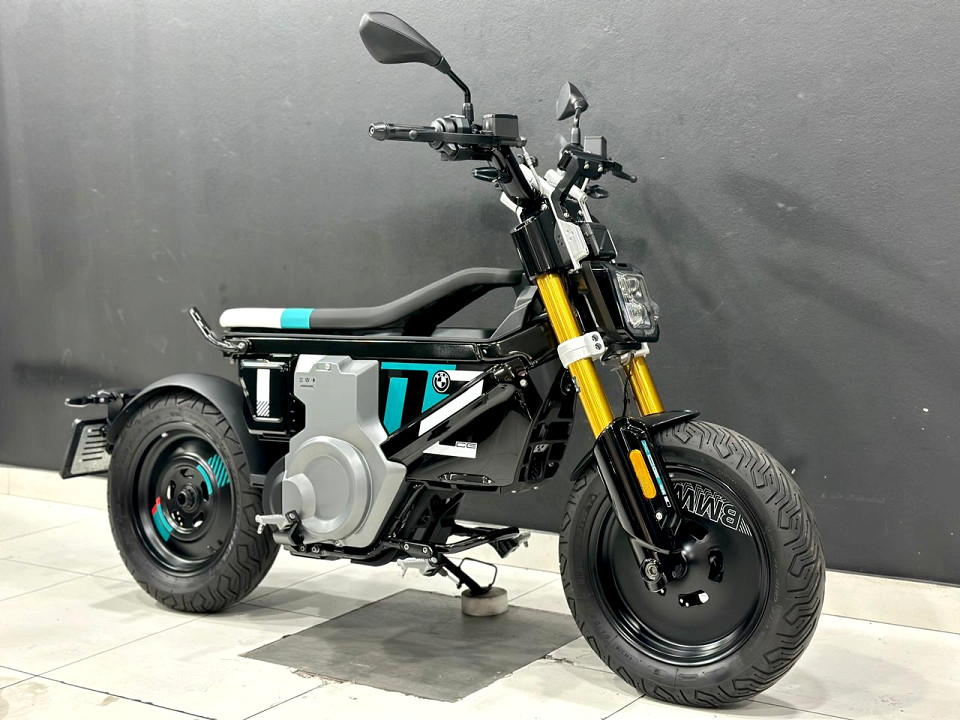 BMW Electric Scooter, image 1